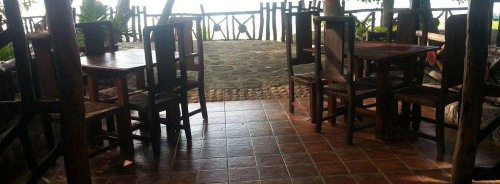 Hotel Sea Breeze Paraiso  Exterior photo